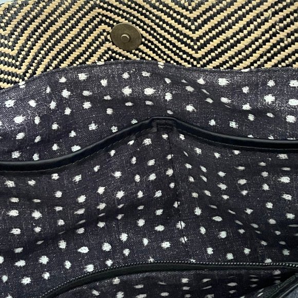 Lucky Brand black & tan large crossbody tote handbag - Picture 8 of 10